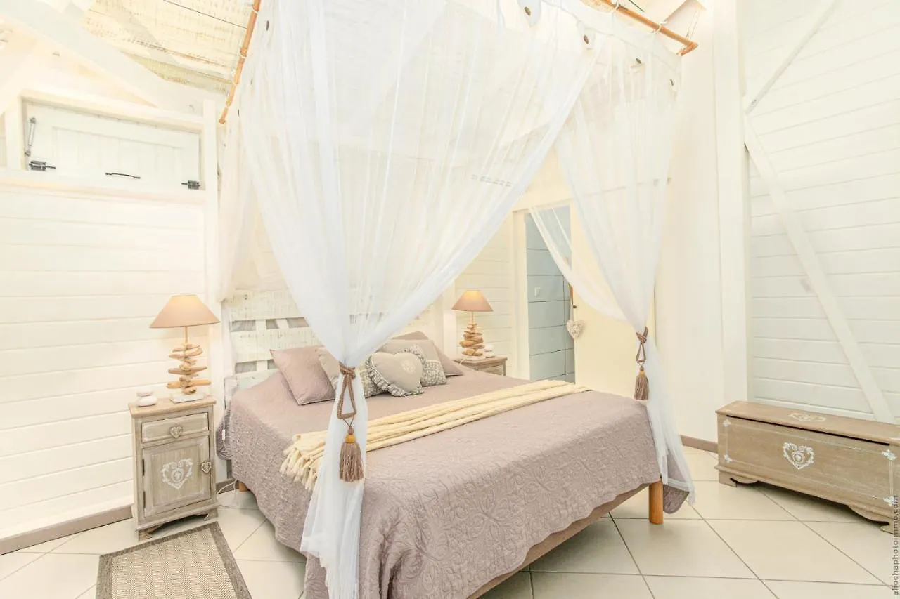 Bungalow Vanille Pacane - Vue Mer Avec Spa Prive لي تروا زيليه شقة