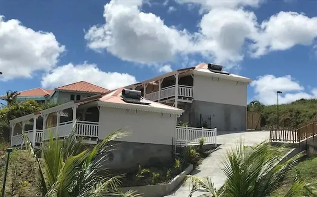 Bungalow Vanille Pacane - Vue Mer Avec Spa Prive لي تروا زيليه شقة
